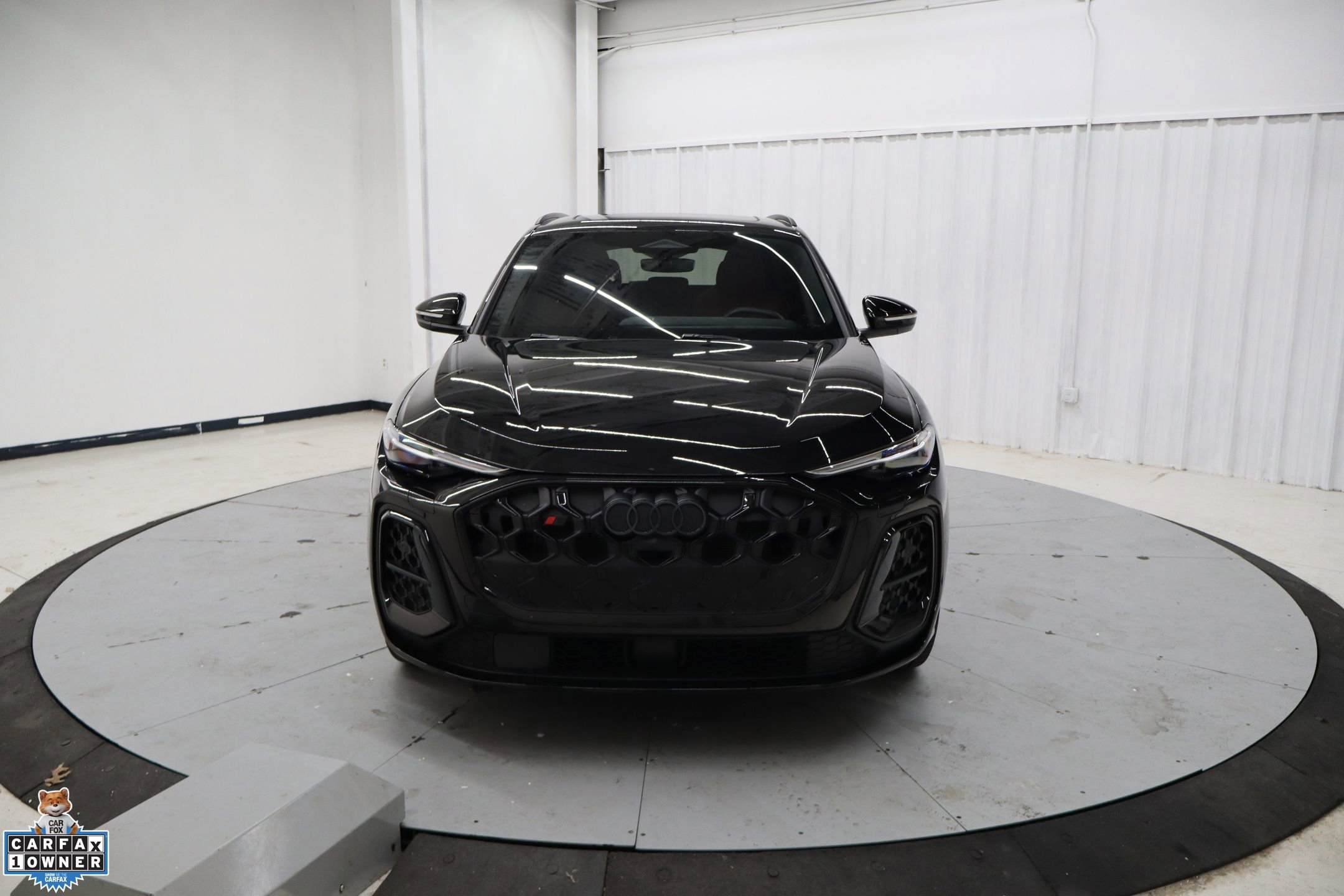 Used 2025 Audi SQ5 Premium Plus w/ Premium Plus Package image 11