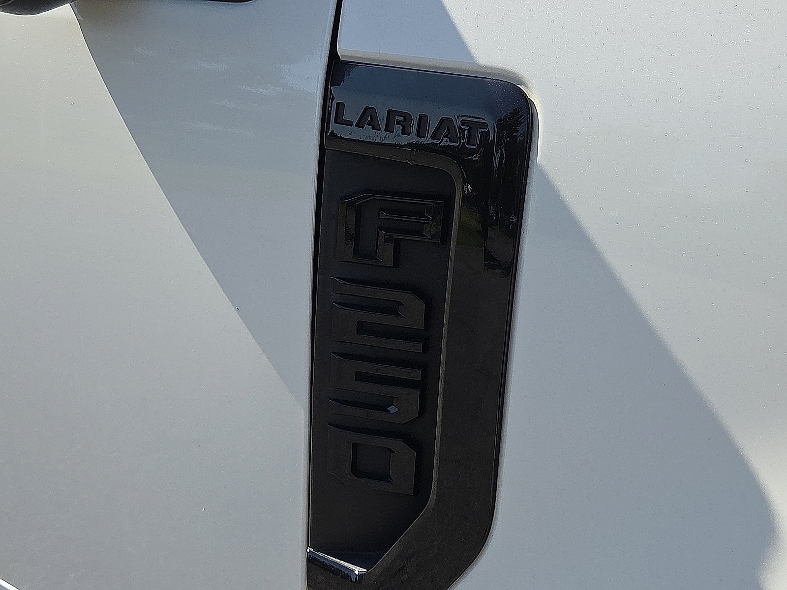 Used 2022 Ford F250 Lariat w/ Black Appearance Package AWD/4WD image 16