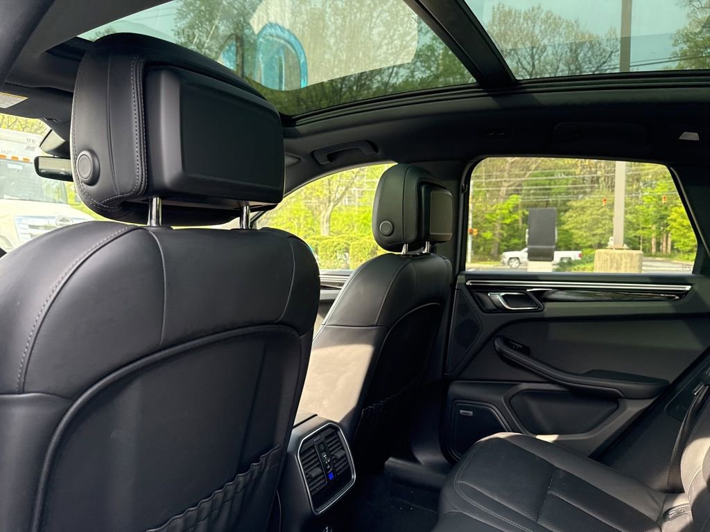 Used 2021 Porsche Macan S image 10