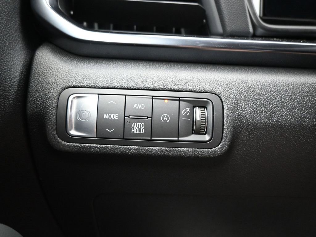 New 2026 GMC Terrain AT4 w/ Convenience Package III image 21