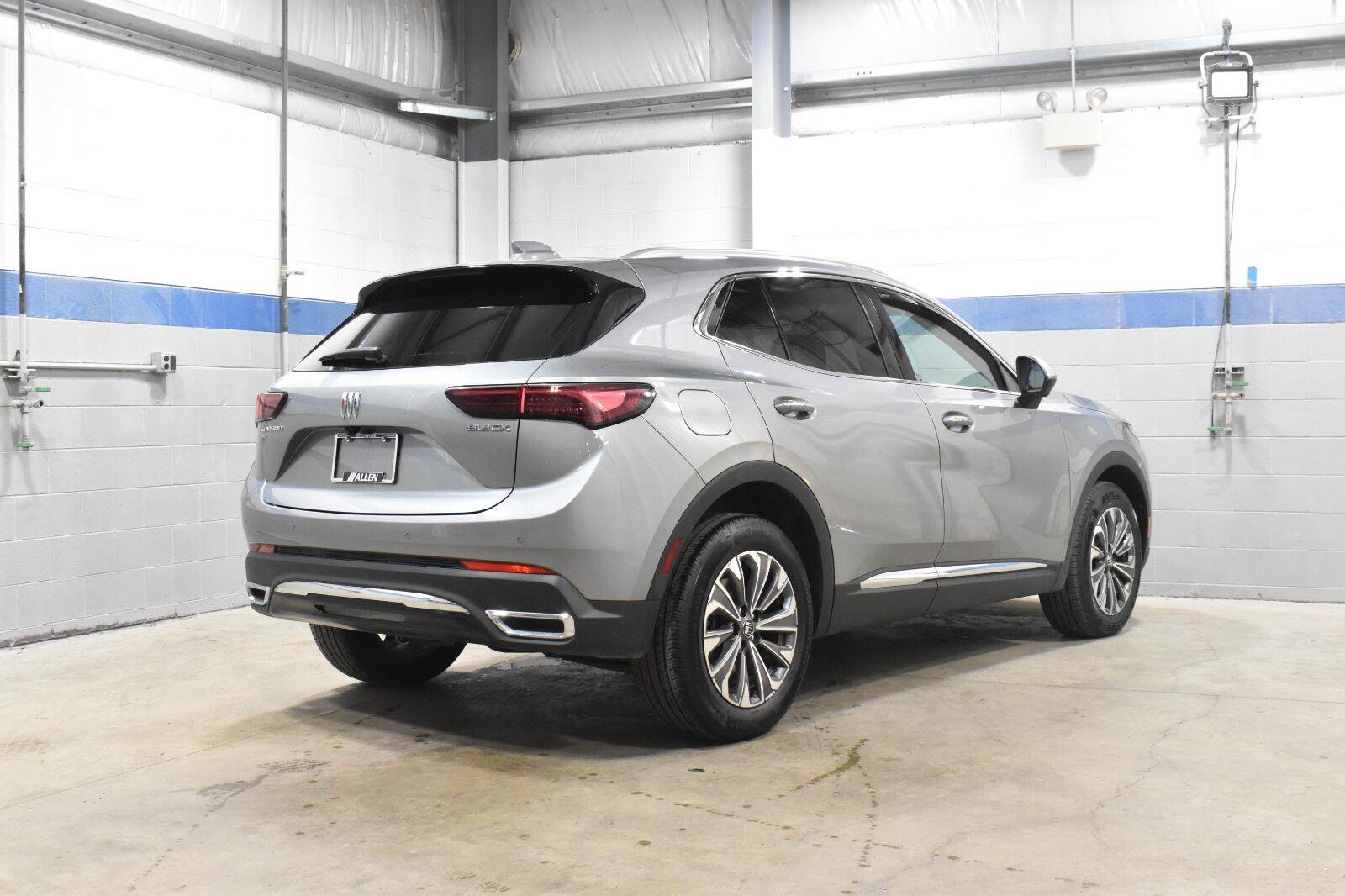Used 2024 Buick Envision Preferred AWD/4WD image 24