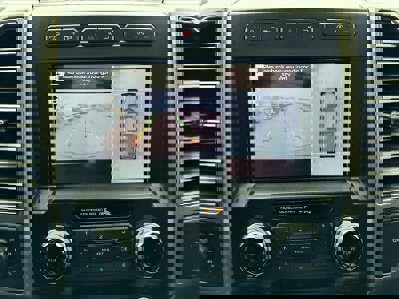 Used 2019 Ford F150 Platinum w/ Equipment Group 701A Luxury image 14