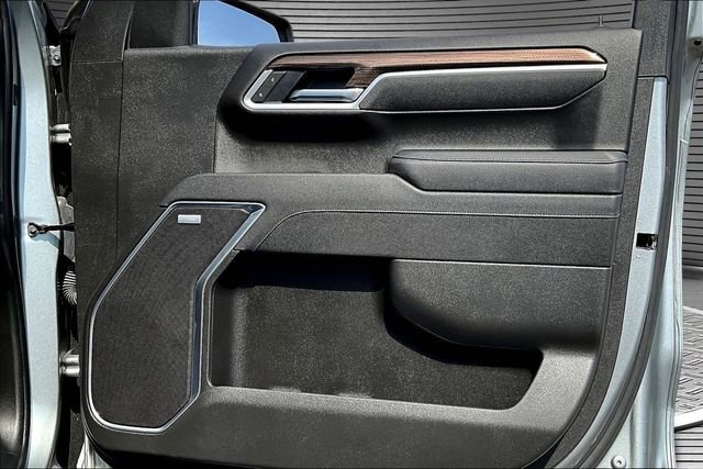 Used 2025 Chevrolet Silverado 1500 RST image 29