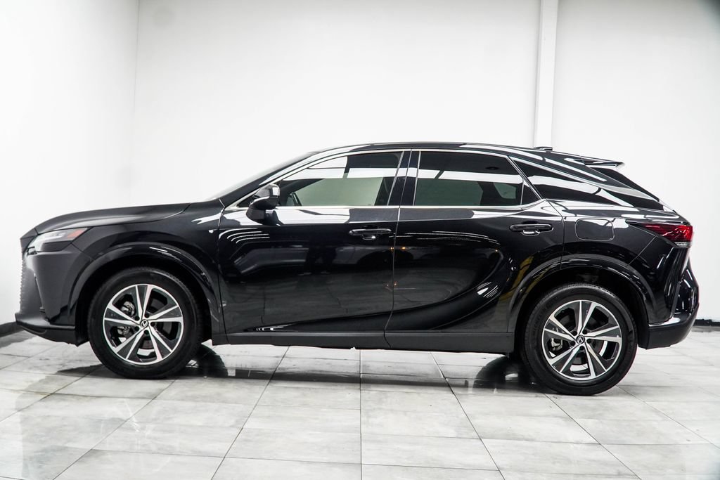 Used 2024 Lexus RX 350 FWD w/ Technology Package image 11