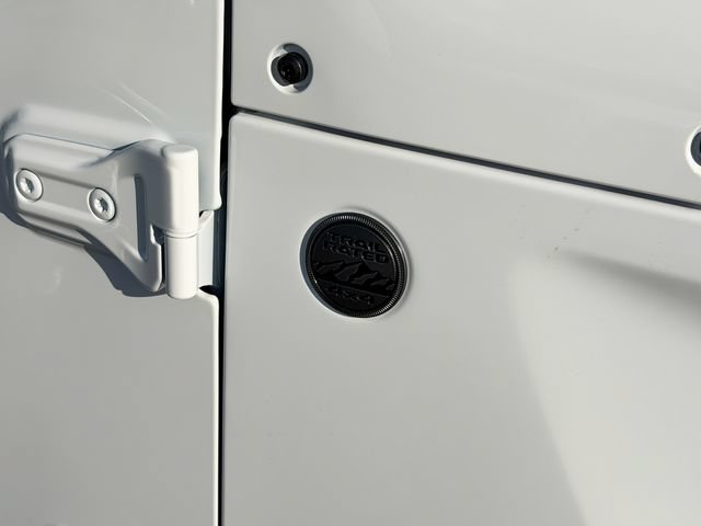 New 2026 Jeep Gladiator Sport AWD/4WD image 7