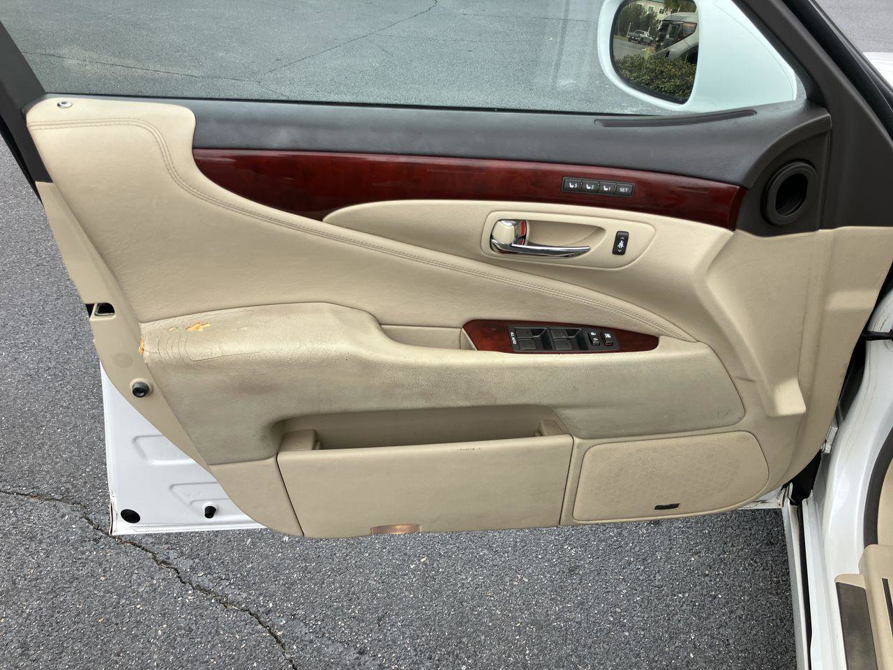 Used 2012 Lexus LS 460 L image 14