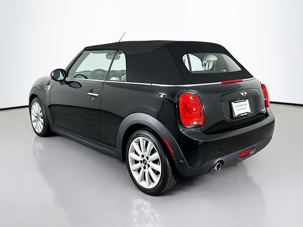 Used 2018 MINI Cooper Convertible image 3