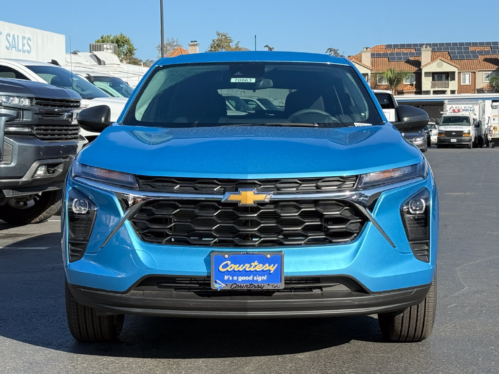 New 2026 Chevrolet Trax LS FWD image 4
