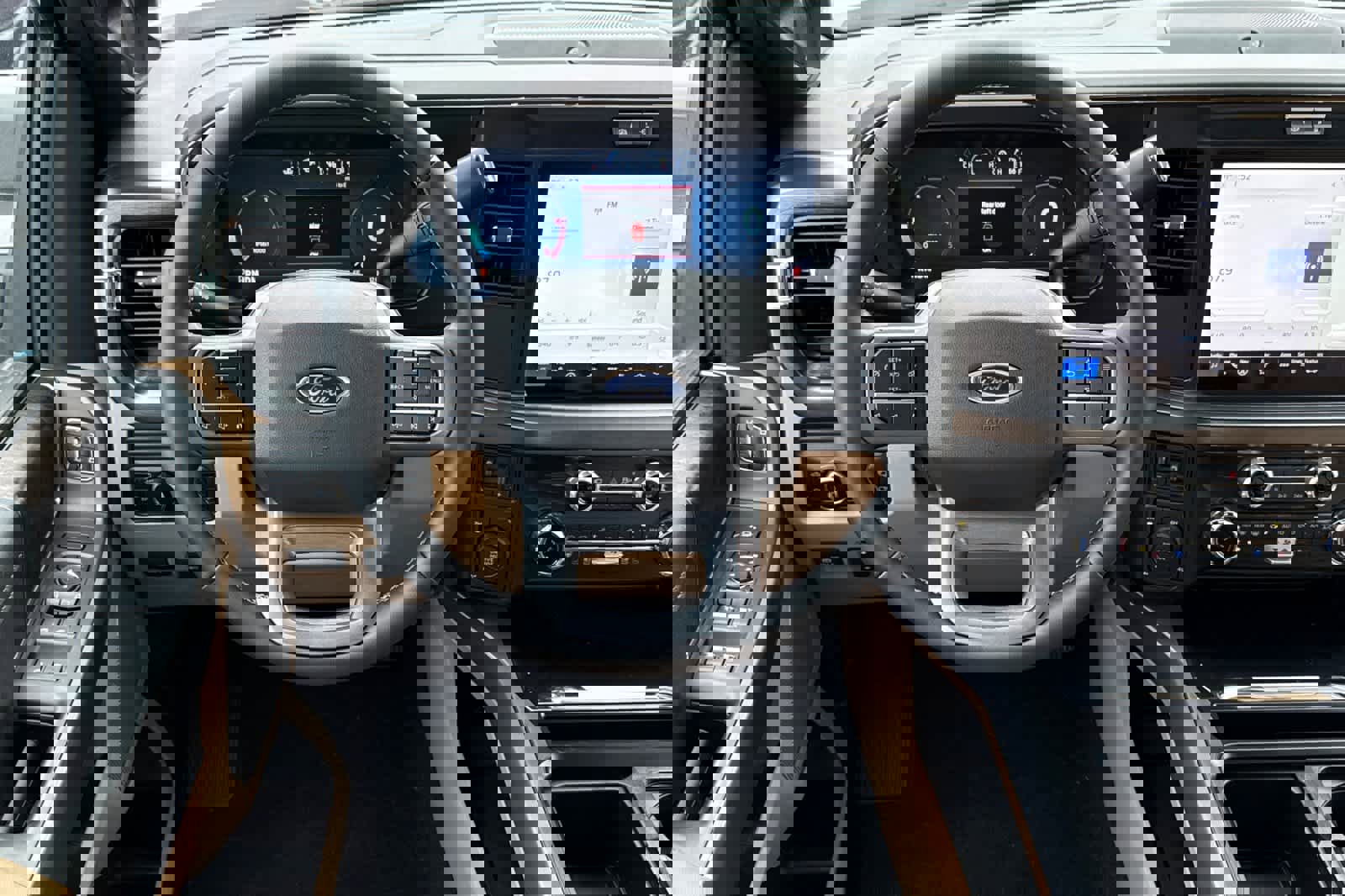 New 2026 Ford F250 Lariat w/ Chrome Package image 12