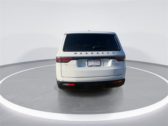 Used 2024 Jeep Wagoneer Series II w/ Flexible Seating Group image 7