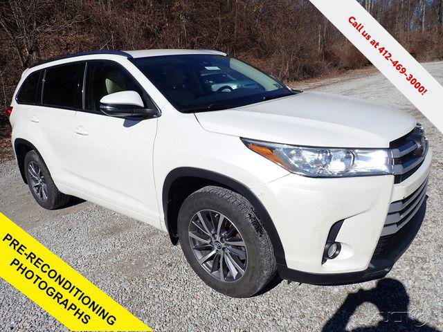 Certified 2017 Toyota Highlander XLE w/ Carpet Mat Package