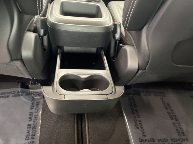 New 2026 Chrysler Pacifica Select image 41