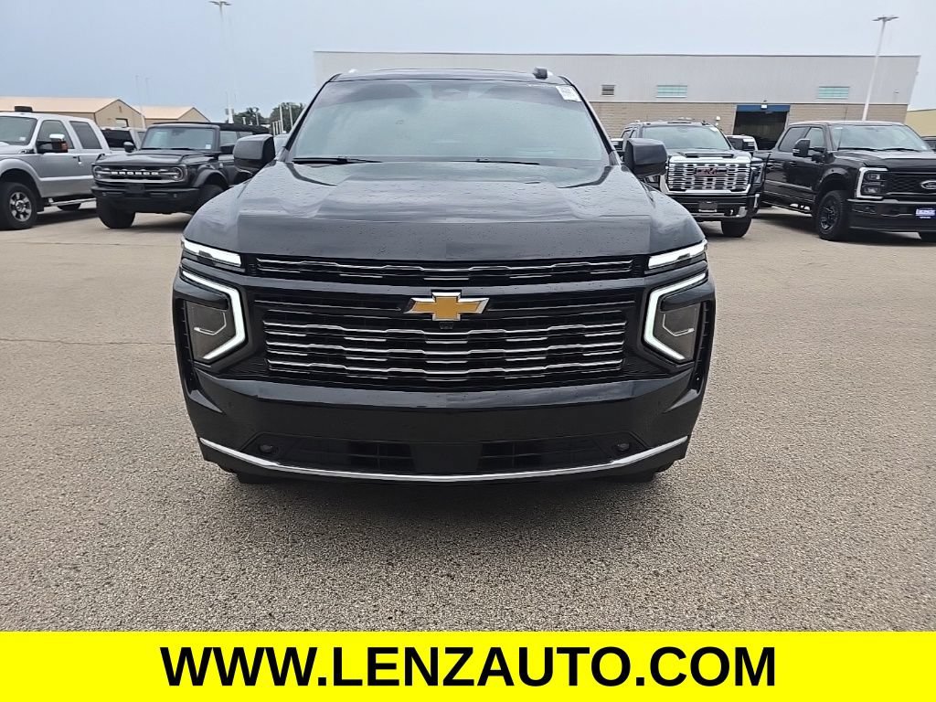Used 2025 Chevrolet Tahoe High Country w/ Sun And Tow Package AWD/4WD image 2