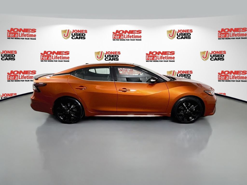 Used 2021 Nissan Maxima SR w/ Sport Mat Group FWD image 17