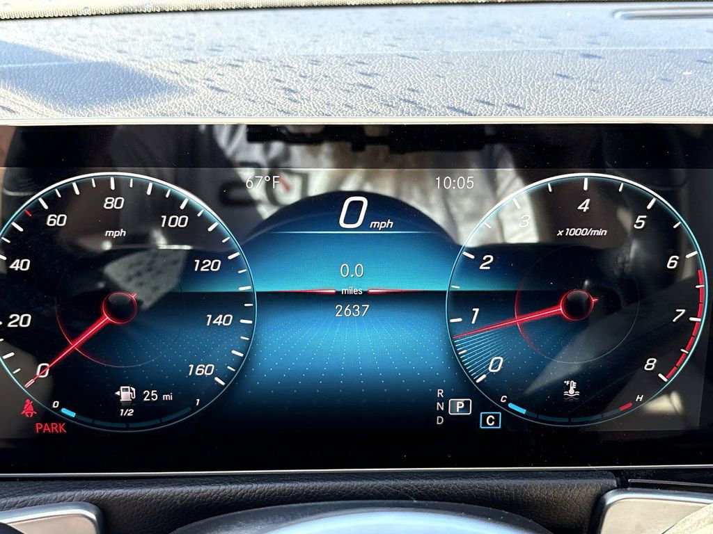 Used 2021 Mercedes-Benz GLB 250 w/ Premium Package image 13