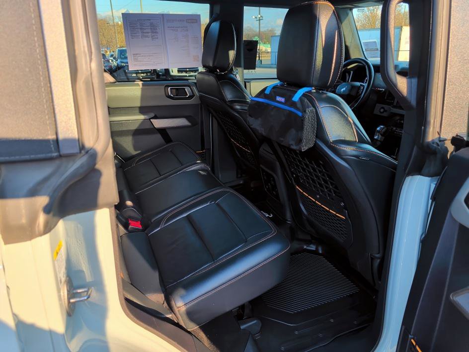 Used 2022 Ford Bronco Badlands image 13