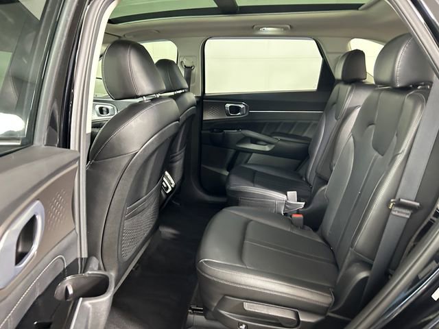 Used 2023 Kia Sorento SX image 26