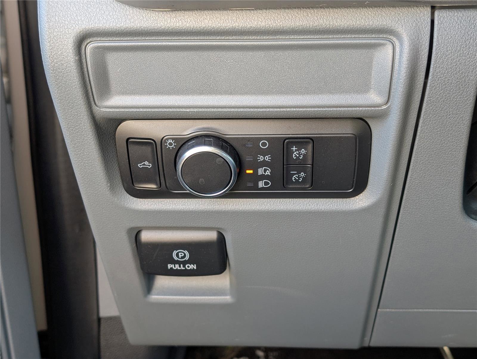 Used 2021 Ford F150 XL w/ Trailer Tow Package image 18