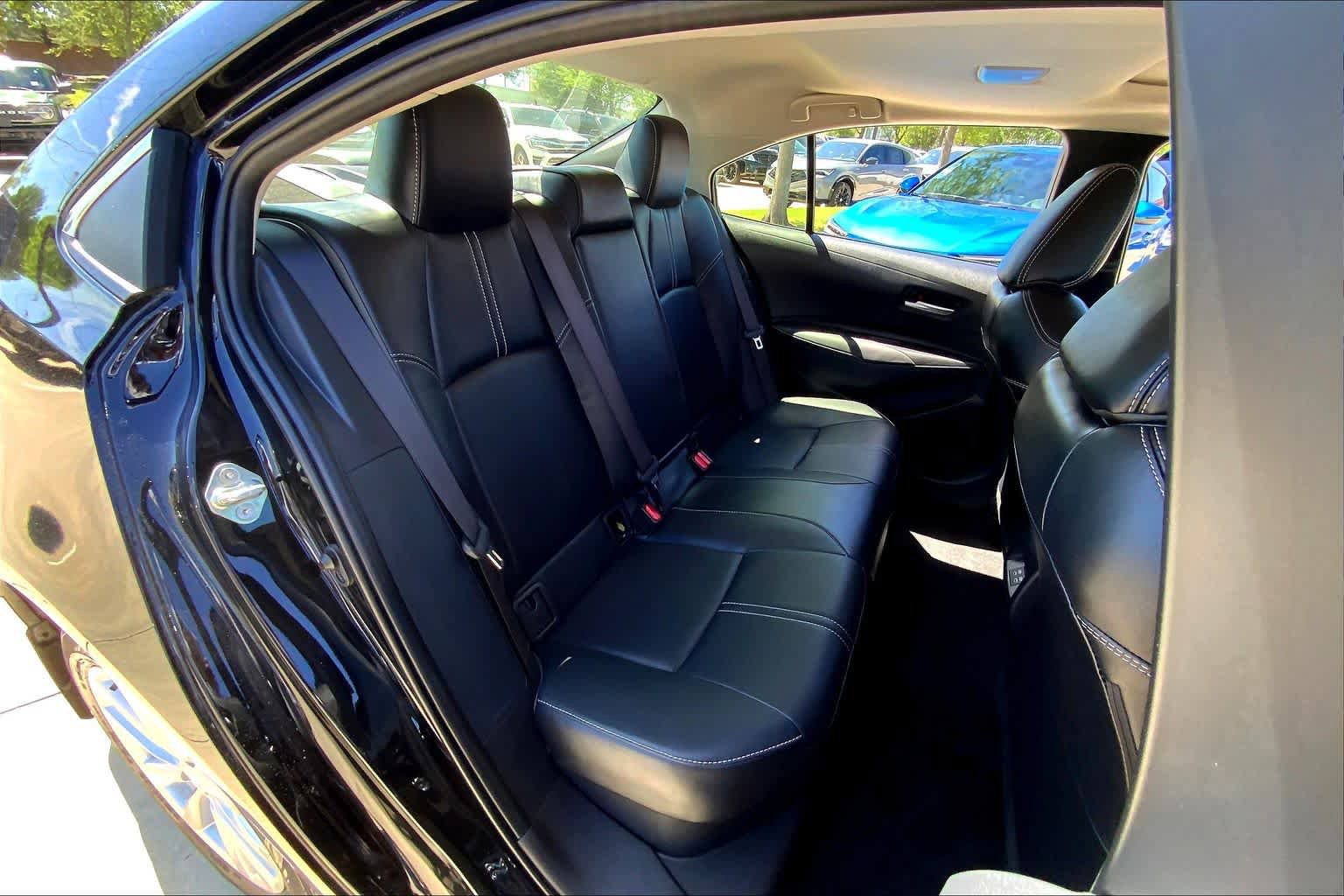 Used 2024 Toyota Corolla XLE FWD image 21
