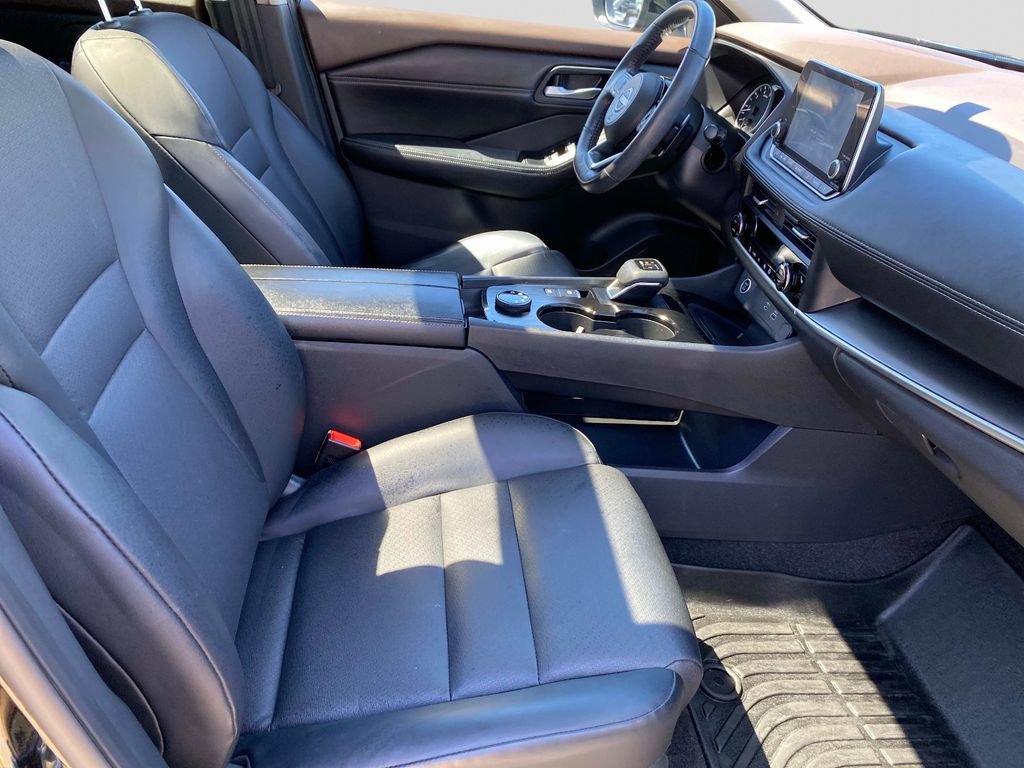 Certified 2023 Nissan Rogue SV w/ SV Premium B Package AWD/4WD image 25