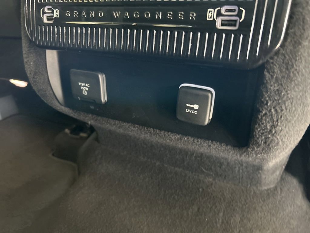Used 2024 Jeep Grand Wagoneer L 4WD image 33