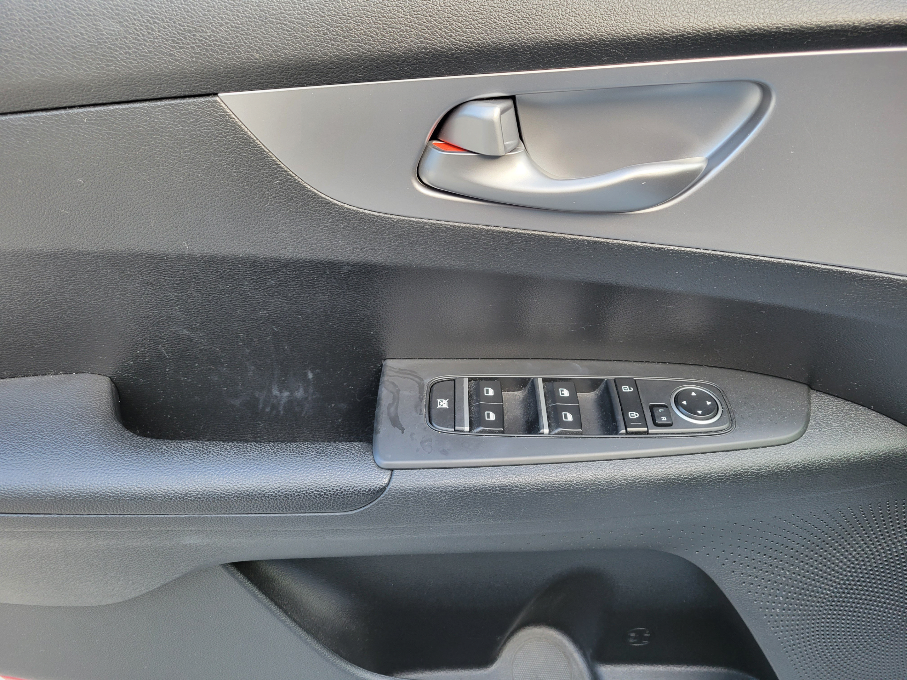Used 2023 Kia Forte LX FWD image 11