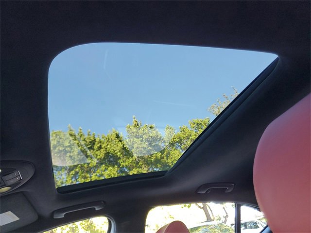 Used 2023 Genesis G70 3.3T w/ Sport Prestige Package image 21