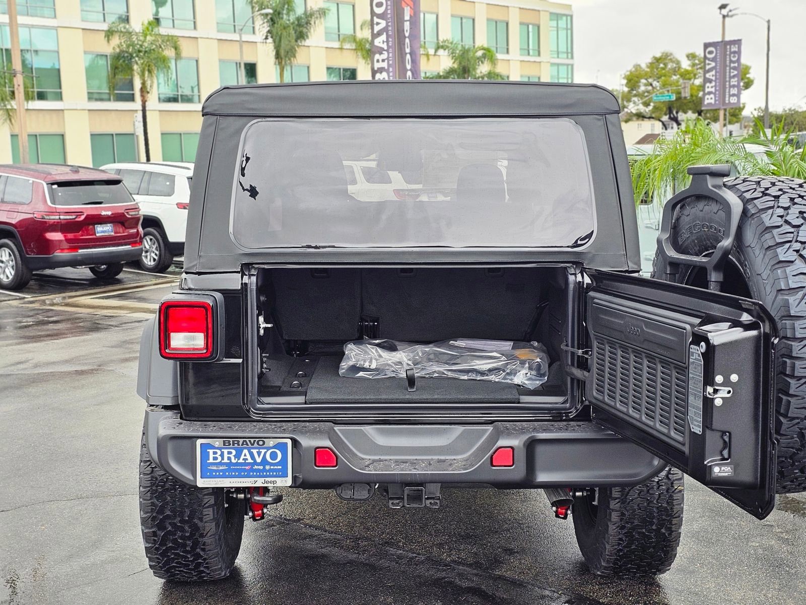 New 2026 Jeep Wrangler Unlimited Sport AWD/4WD image 7