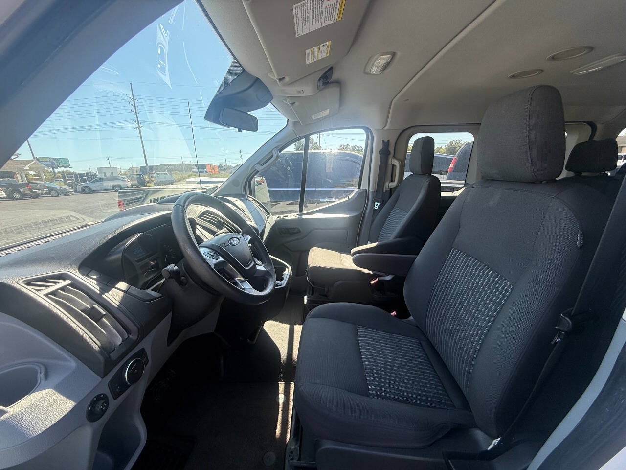 Used 2018 Ford Transit 350 XL RWD image 10