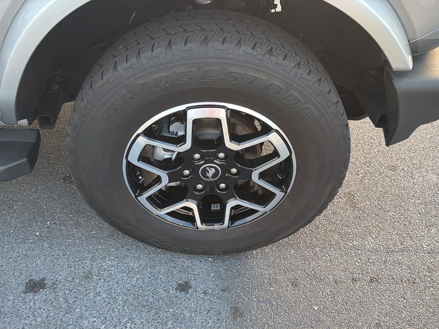 Used 2024 Ford Bronco Outer Banks AWD/4WD image 40