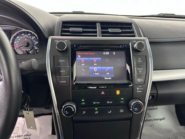 Used 2016 Toyota Camry SE w/ Moonroof Package FWD image 26