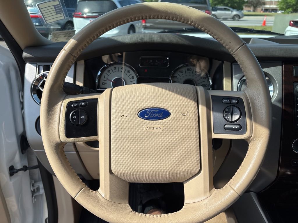 Used 2014 Ford Expedition XLT w/ Equipment Group 202A image 18
