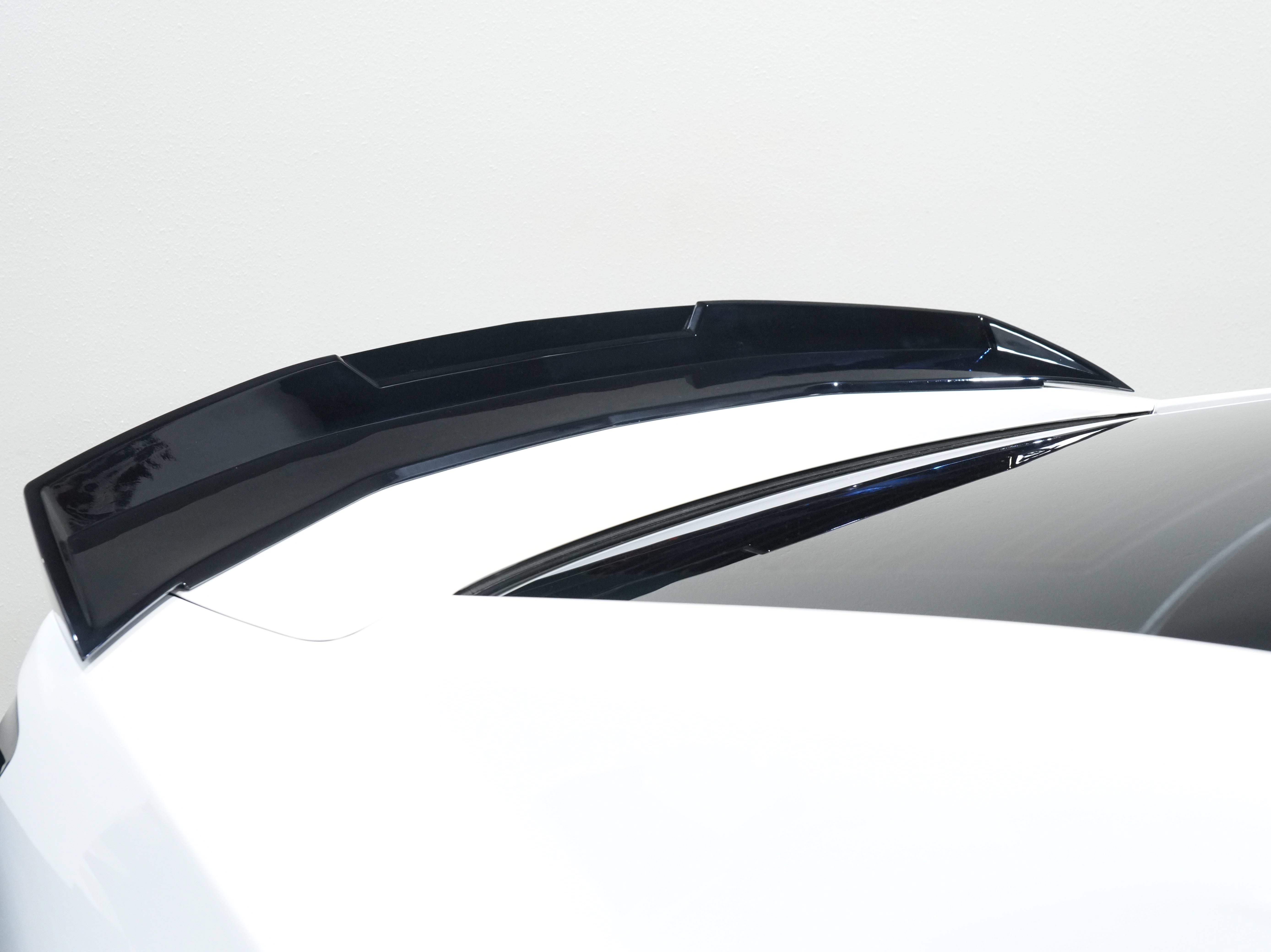 Used 2019 Chevrolet Camaro LS RWD image 14