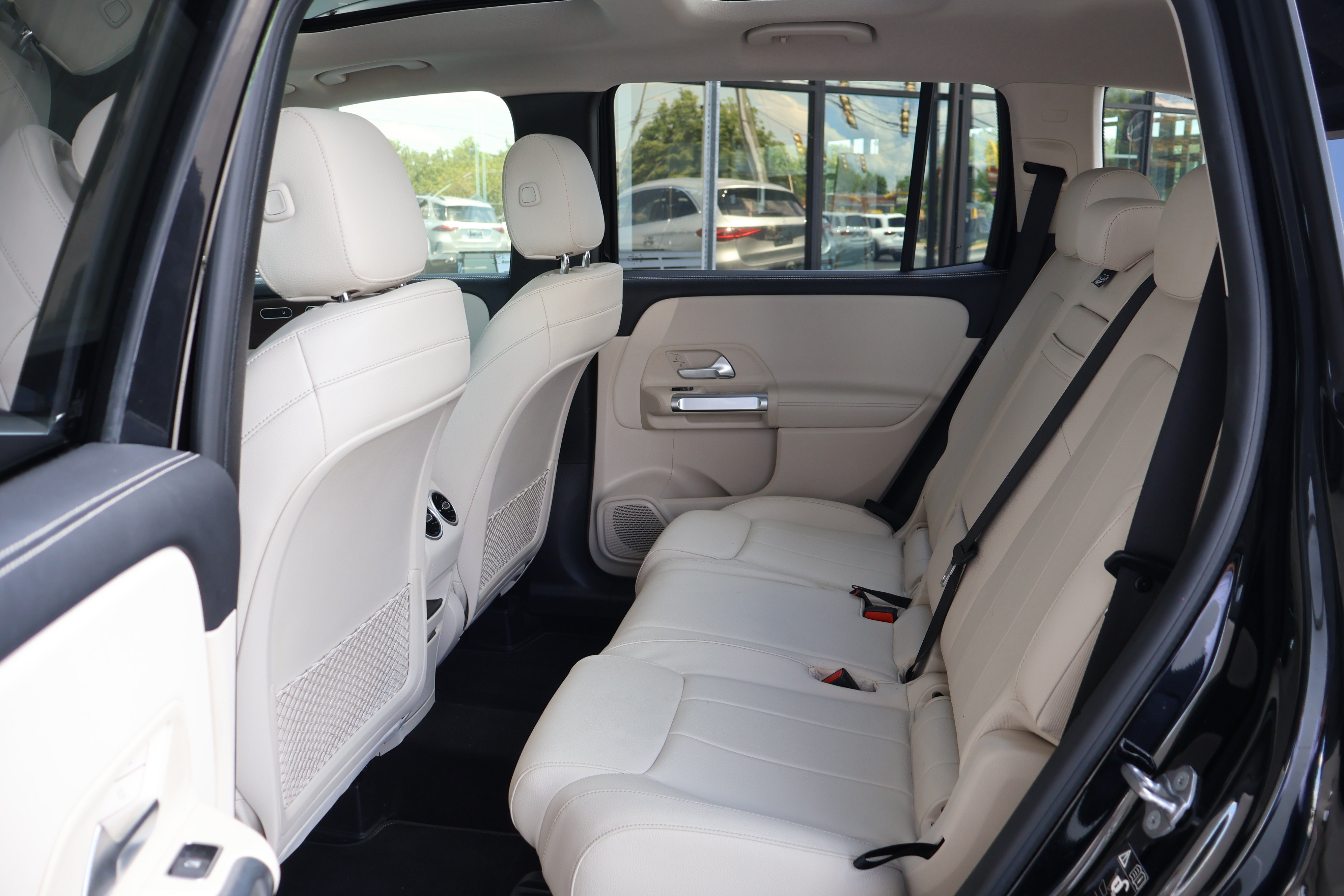 Certified 2021 Mercedes-Benz GLB 250 image 17