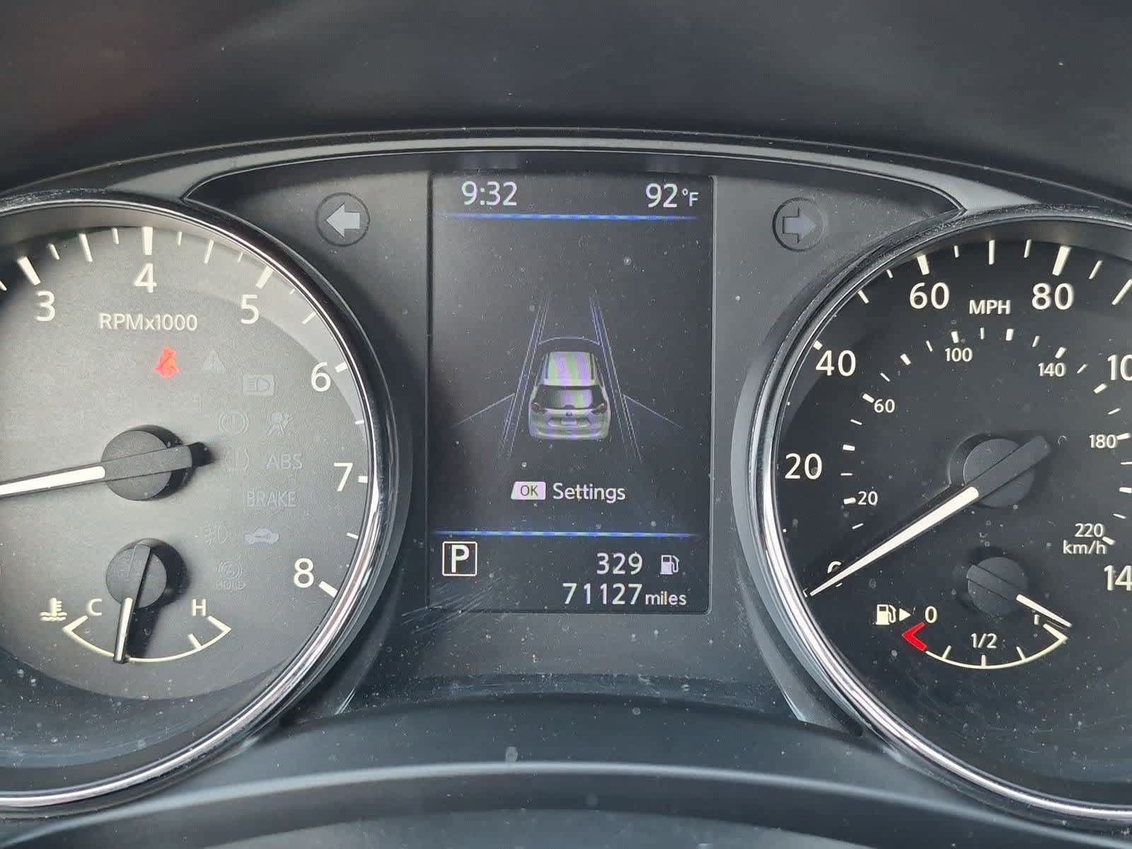 Used 2020 Nissan Rogue SV FWD image 30