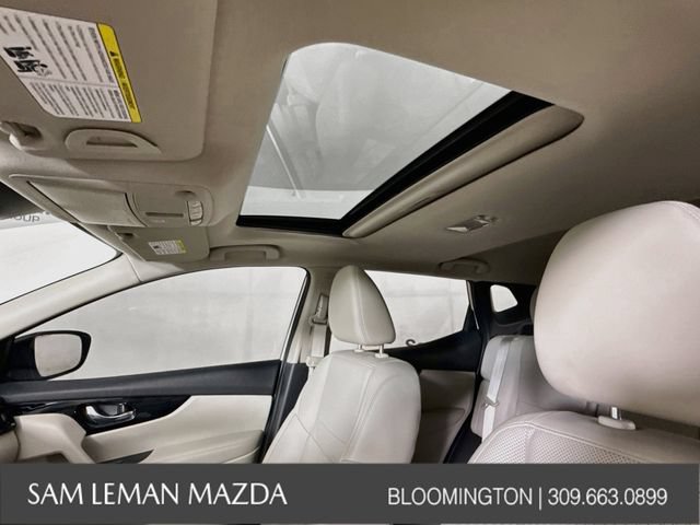 Used 2022 Nissan Rogue Sport SL w/ Premium Package AWD/4WD image 21