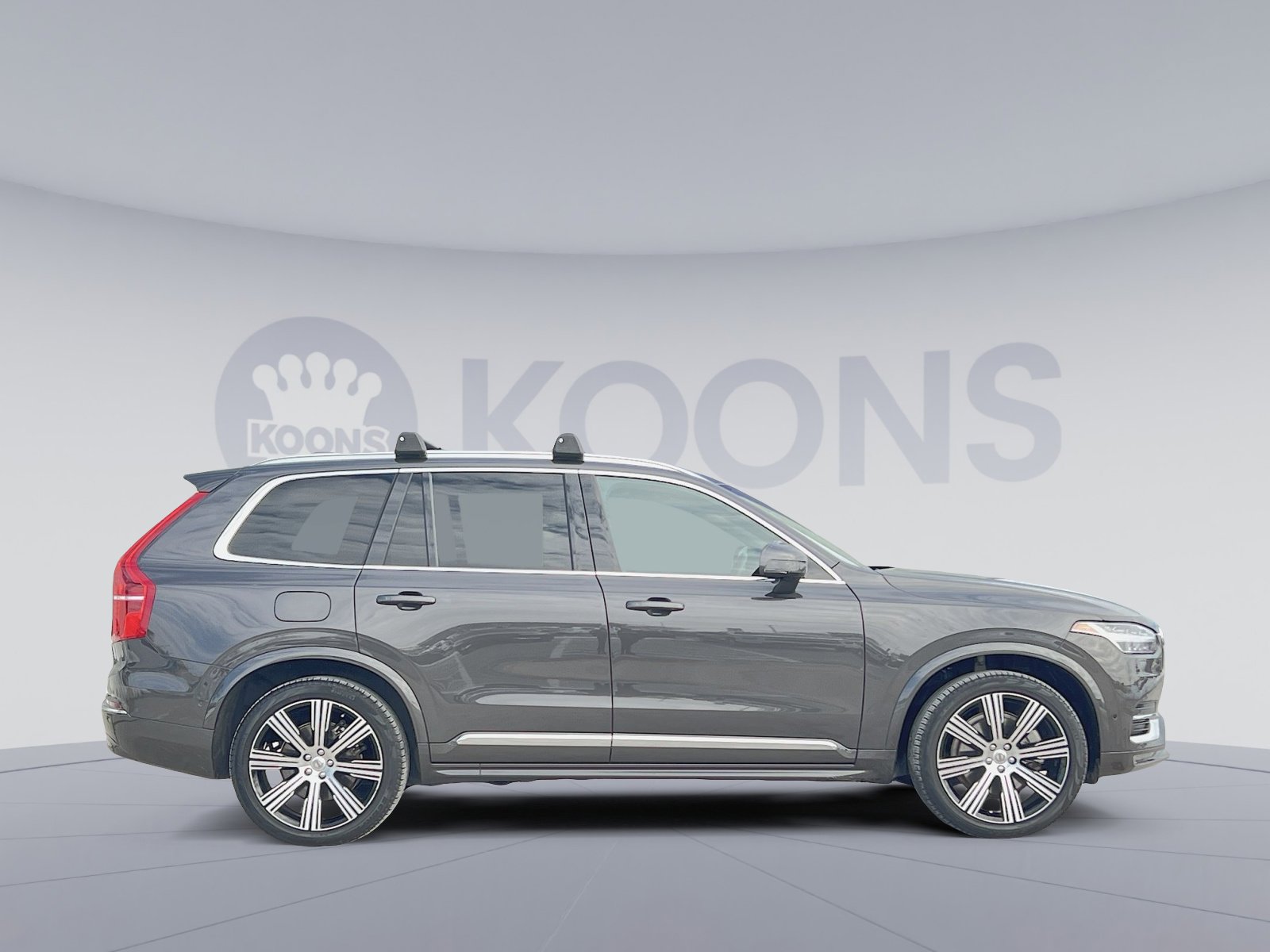 Used 2023 Volvo XC90 B6 Ultimate w/ Protection Package Premier image 8
