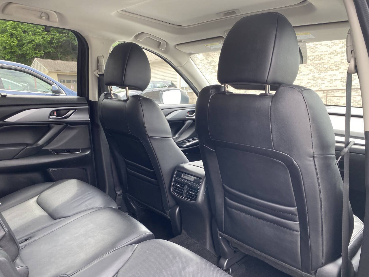 Used 2018 MAZDA CX-9 Touring w/ Touring Premium Package AWD/4WD image 22