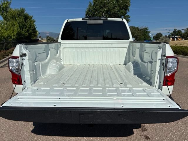 Certified 2024 Nissan Titan SV AWD/4WD image 15