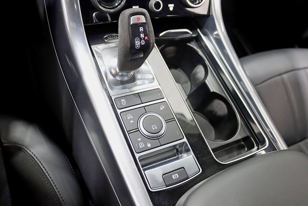 Used 2022 Land Rover Range Rover Sport HST image 24