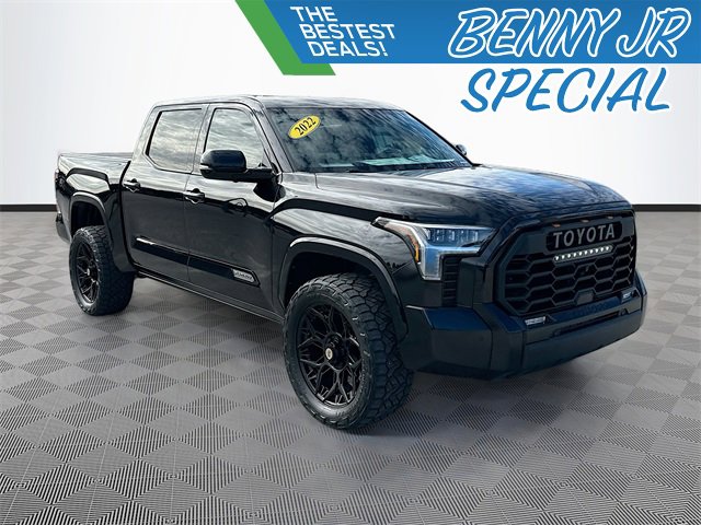 Used 2022 Toyota Tundra Platinum image 3