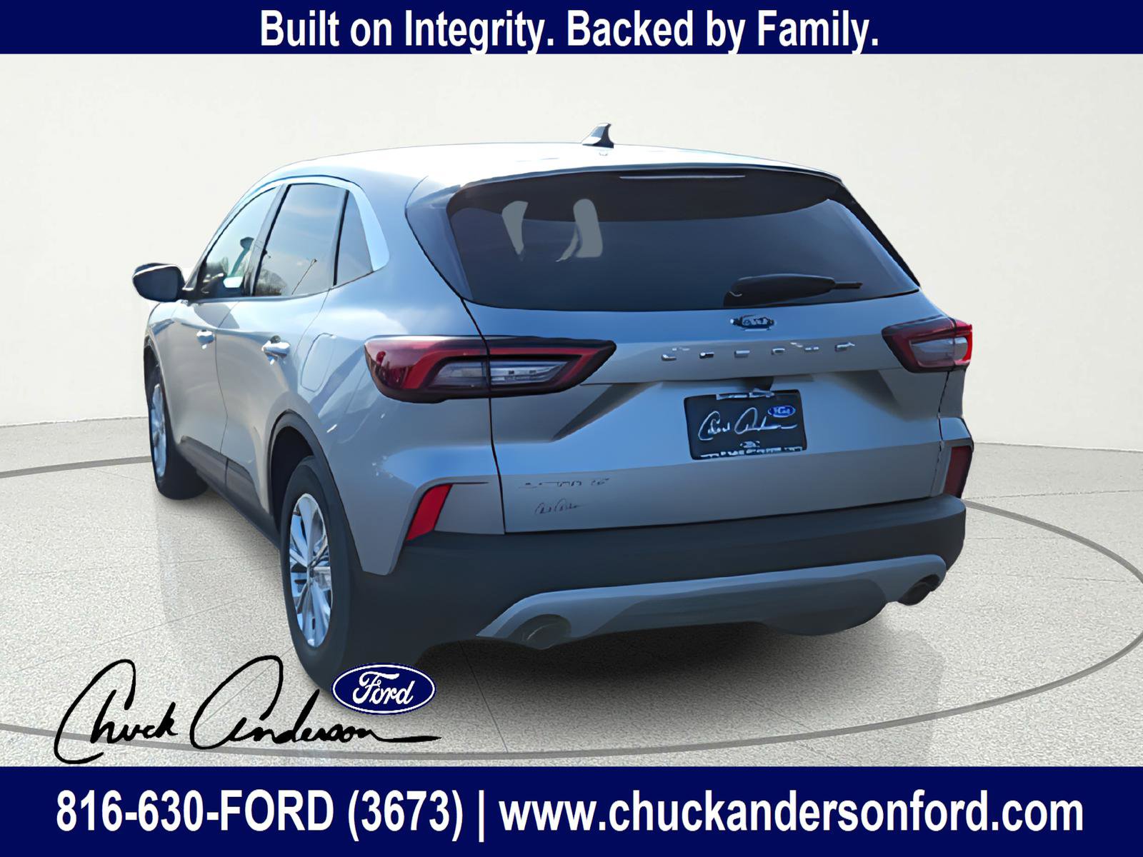 Used 2024 Ford Escape Active w/ Cold Weather Package FWD image 6
