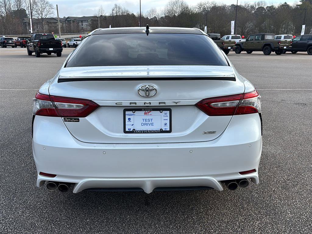 Used 2018 Toyota Camry XSE video 4