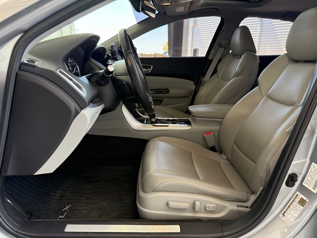 Used 2018 Acura TLX image 20