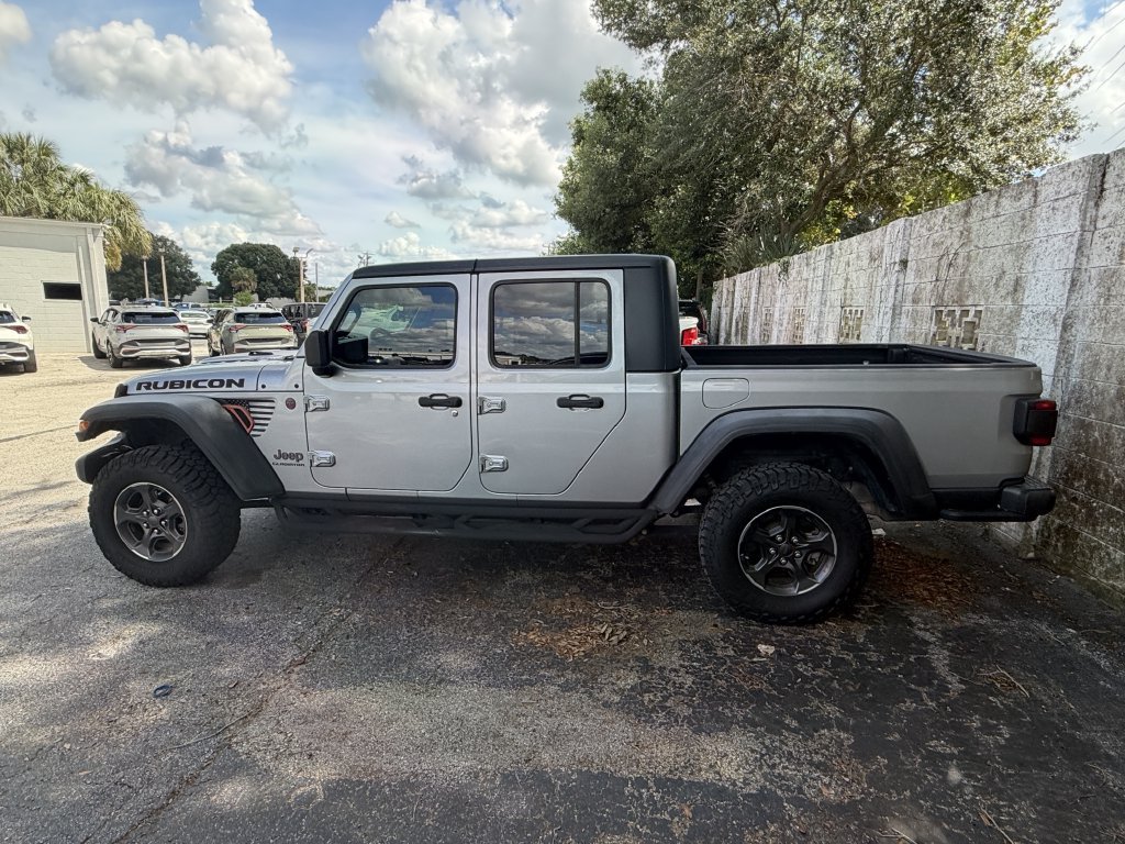 Used 2020 Jeep Gladiator Rubicon AWD/4WD image 6