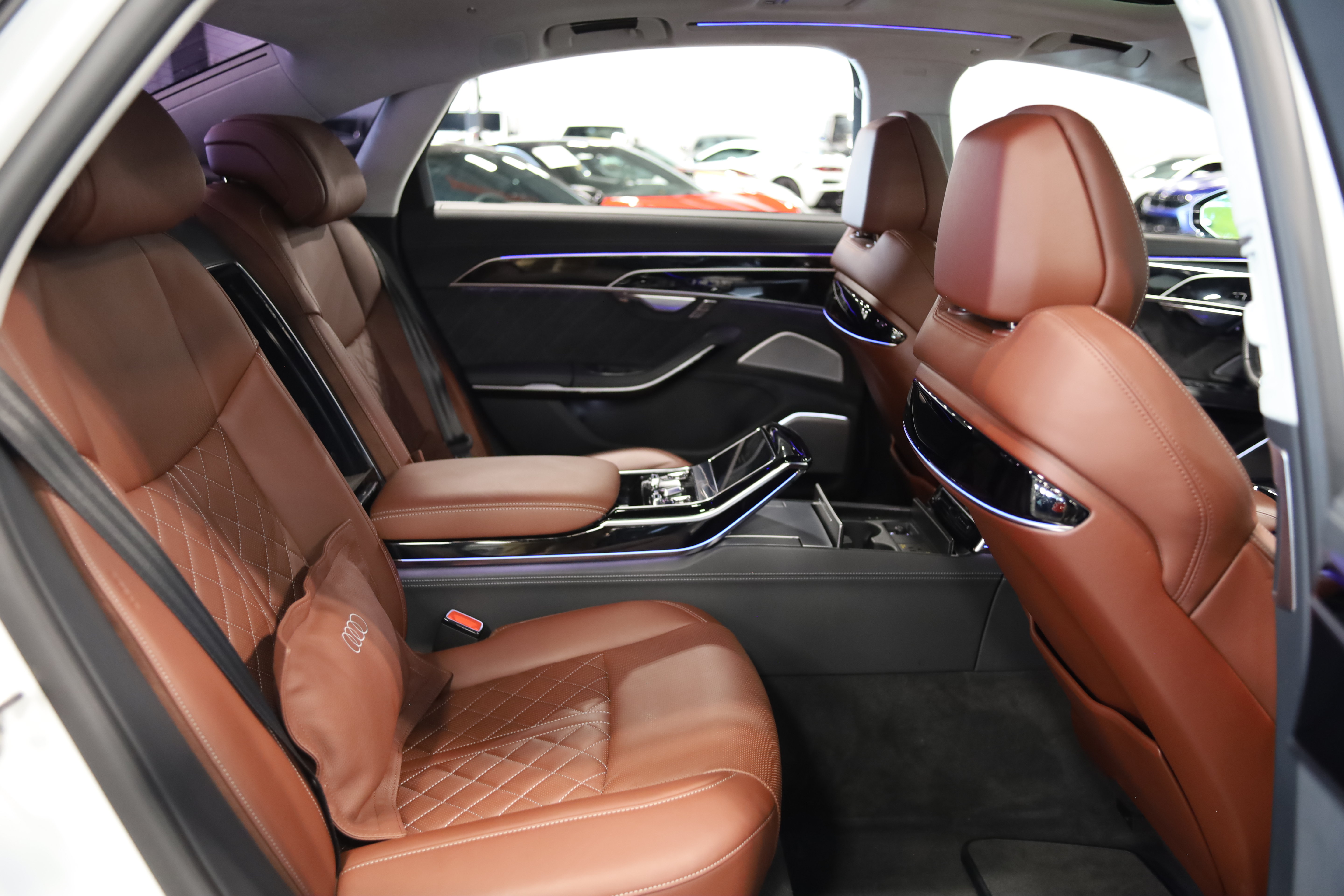 Used 2023 Audi S8 AWD/4WD image 41