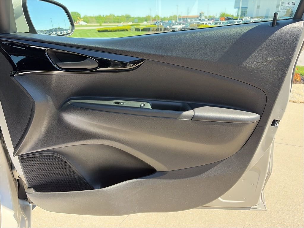 Used 2020 Chevrolet Spark LT FWD image 23