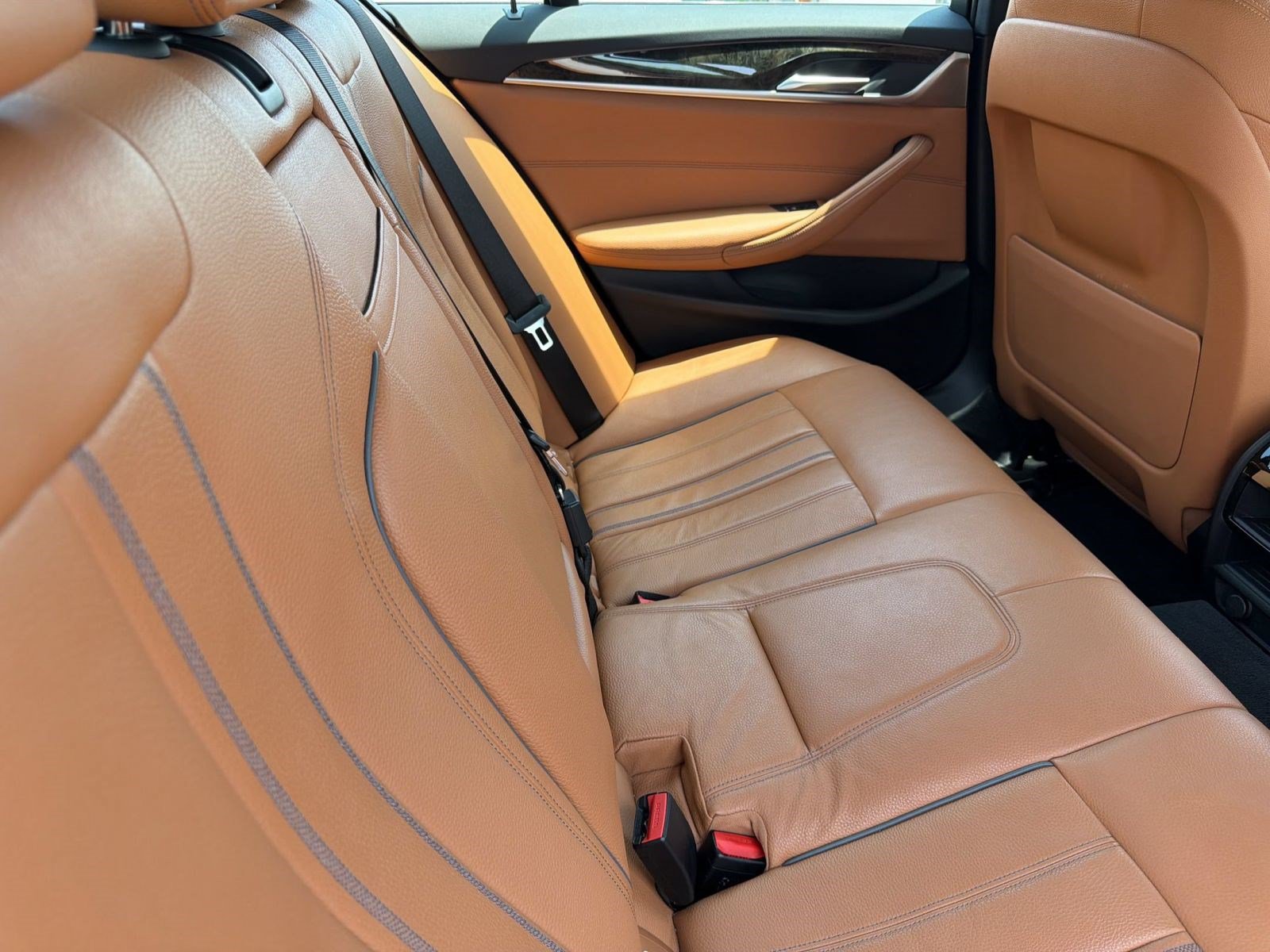Used 2022 BMW 540i w/ M Sport Package RWD image 31