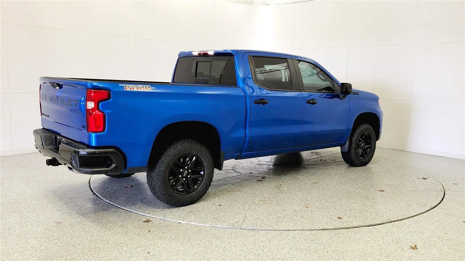 Used 2023 Chevrolet Silverado 1500 LT Trail Boss w/ LT Trail Boss Premium Package image 7