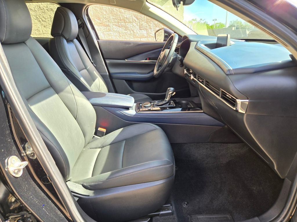 Certified 2021 MAZDA CX-30 FWD 2.5 S w/ Preferred Package image 19